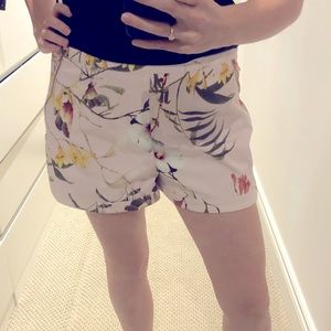 TED BAKER floral blush dress shorts size 3